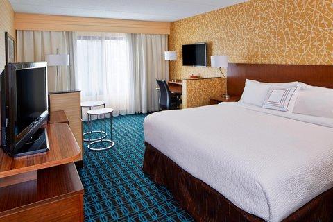 Fairfield Inn & Suites Rochester East