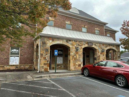 Brown's Notary & Consulting Service