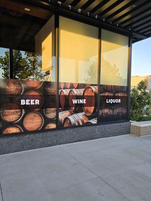 Oak Barrel & Vine
