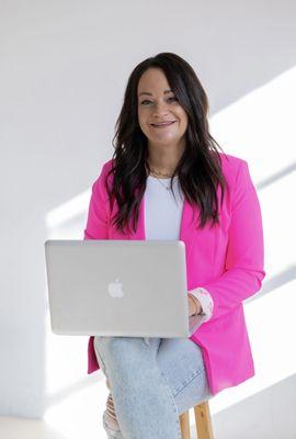 Kendra's available when you need her for your mortgage needs.