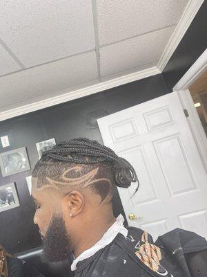 Men's Haircut w Beard sculpt and mustache line up plus Design