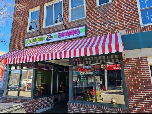 Taqueria La Siguanaba