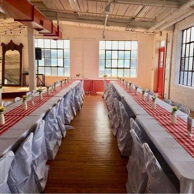 A lovely picnic style wedding!