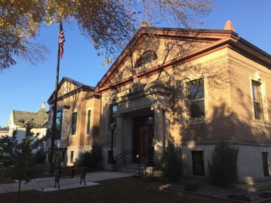 Edgerton Public Library