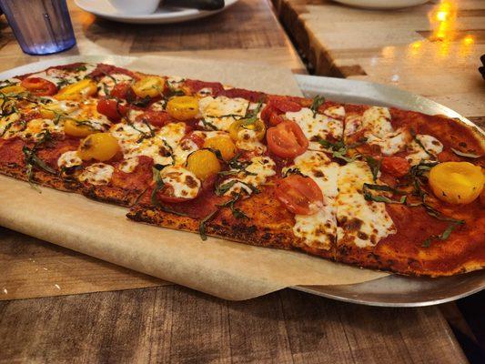 Margherita pizza - pretty good