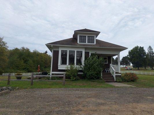 Port Gamble Guest Houses