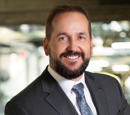 Brent Gordon has over 25 years of experience as a personal injury lawyer.