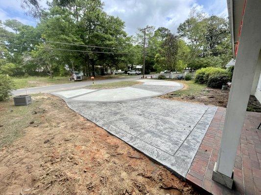 Guy Concrete & Landscaping