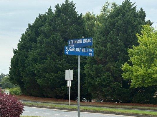 Off Broadway Shoe Warehouse