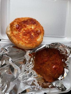 The sandwich I got. Nothing like it stated, served on a hamburger bun vs. the Italian/Garlic bread, and no mozzarella cheese.