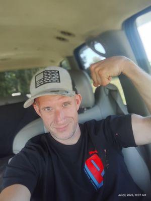 Peace of shit spreading hiv to people on purpose and not telling people he even has it because he done it me