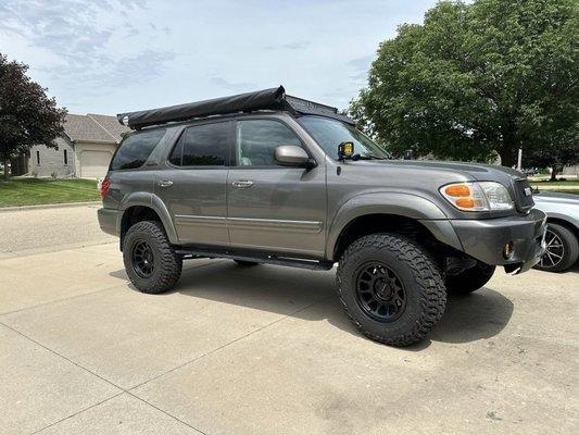 Method 703 / Mickey Thomson Baja Boss 255/85r17 / Dobinson IMS