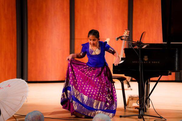 Call & book your favorite instrument for yourself or your child/children, join our professional private Drums, Guitar, Voice, Piano, Violin.