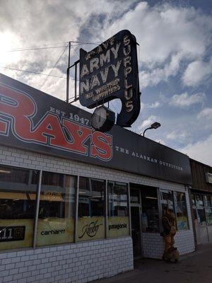 Big Ray's