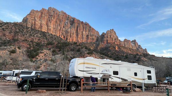 Beautiful place close to the National park. We parked in the newer part in D7.