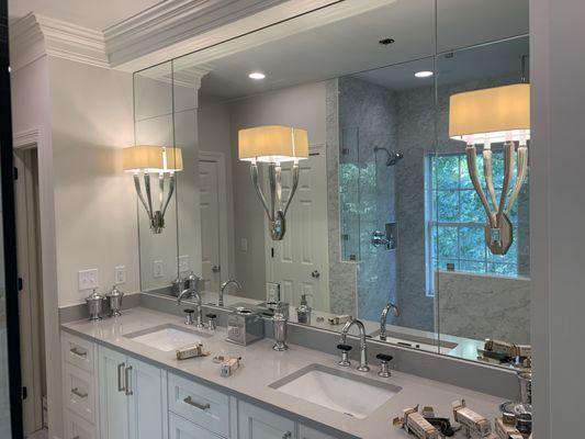 Perfectly placed vanity lights in mirror