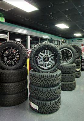 Custom Truck Accessories