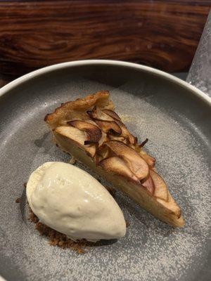 North Hickory Market