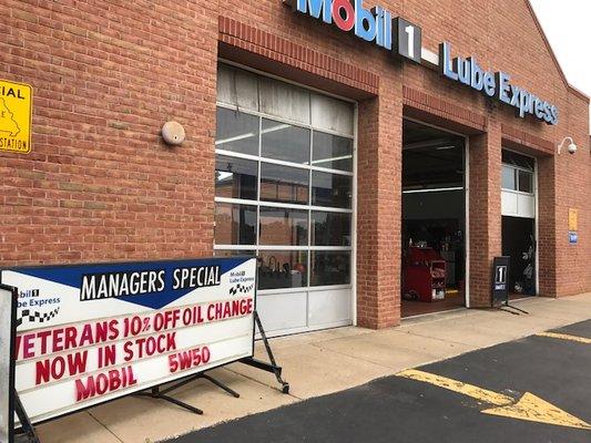 10% off oil changes to Veterans