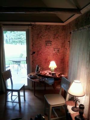 Summer kitchen cabin breakfast