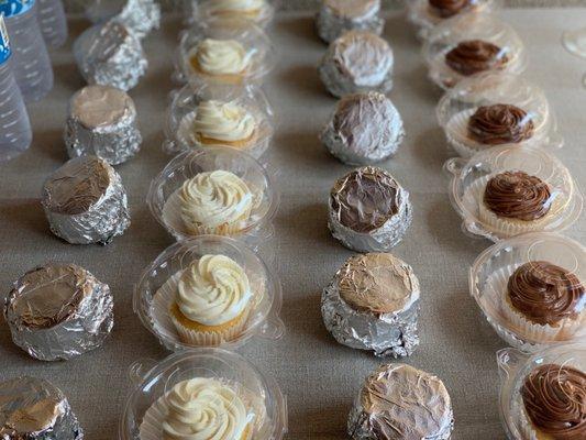 Joanie & Leigh's Cakes