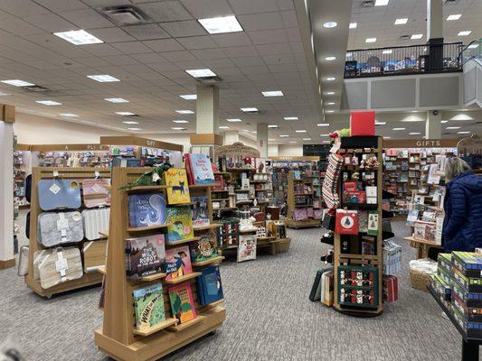 Barnes & Noble