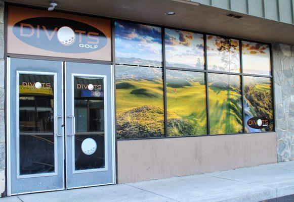 Entrance of Divots Golf in Anchorage, AK