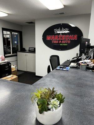 Warzecha Tire & Auto - Powered by Victory