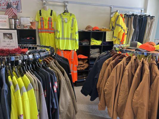 Pipeline Work Clothes & Boots