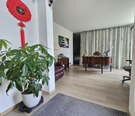 Lily & Lotus Massage