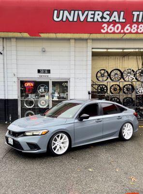 Universal Tire & Wheel