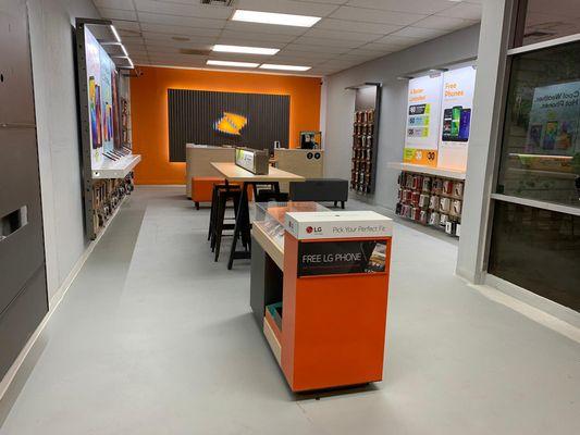 Bar area and setting area