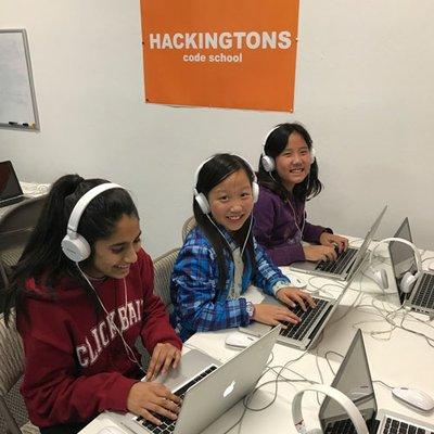 Some of our amazing girl coders!