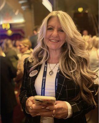 LaChelle Wright - Coldwell Banker Realty