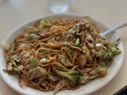 Vegetable chow mein