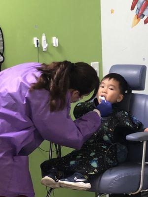 Getting his first X-ray. Lorena was so gentle!