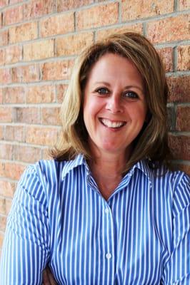 Janis Van Ahn Phone: (515) 225.9994 Fax: (515) 276.1412 Email: jvanahn@health-insadvisor.com Twitter: @HealthInsAdvisr Address: 5870 Me