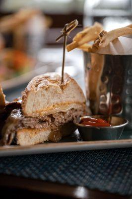 The Lake Chalet Seafood Bar & Grill