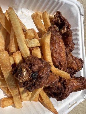 The Clubhouse Sports Bar & Grill