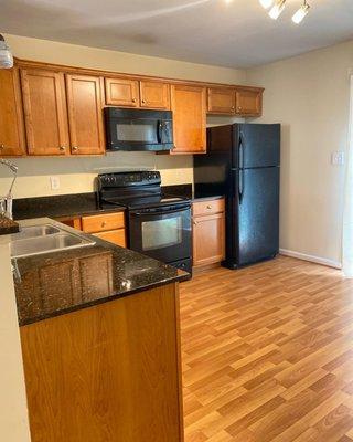 Shanelle’s Cleaning & Organizing Services