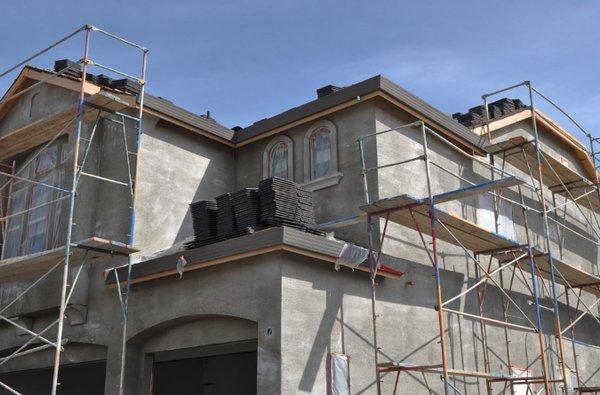 New construction stucco installation