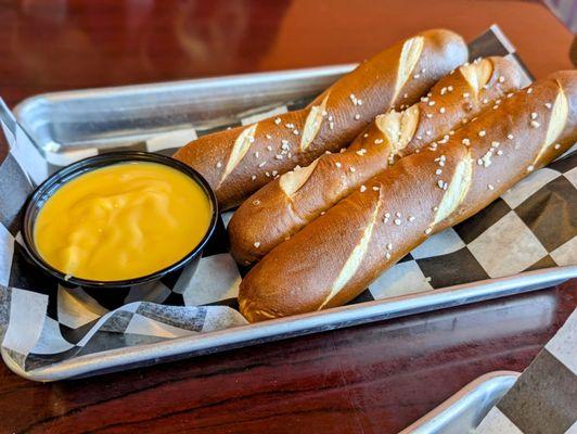 Pretzels & Ale Cheese