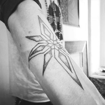 Symbolism at the #fifthsunstudio #LosAngeles #MelroseArtCorner