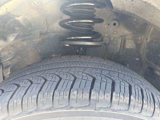 Velasquez Mufflers & Brakes