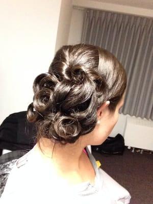 Wow!! Went in for a Christmas party to get my hair done and it looks fantastic!!