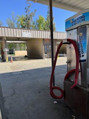 American Avenue Carwash