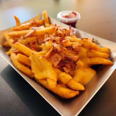 Beer Cheese Fries, huge.. not a side dish!