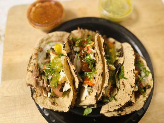 Carnita tacos with everything