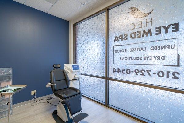Holistic Eye Center