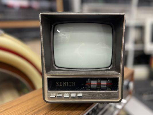 Hi-Tech Electronic Service Center